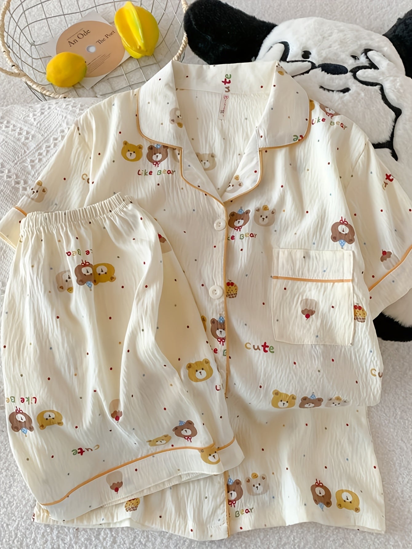 Cute Bear Print Pajama Set – Short Sleeve & Shorts 🐻✨