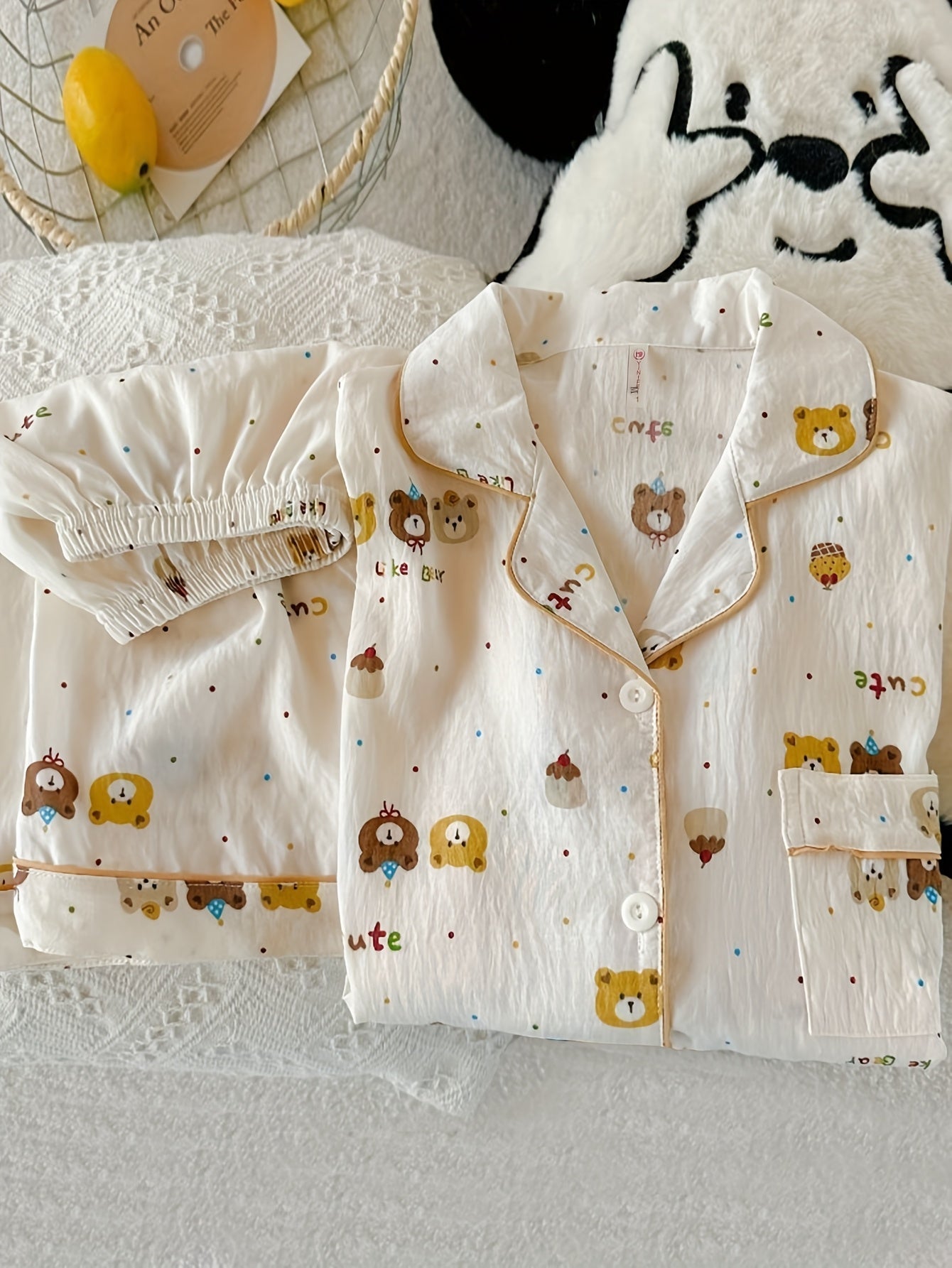 Cute Bear Print Pajama Set – Short Sleeve & Shorts 🐻✨